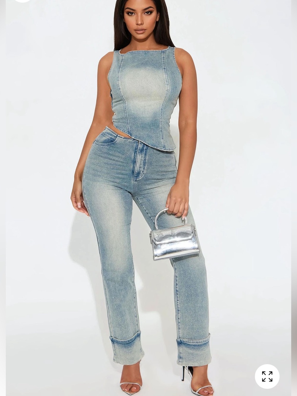 Light Wash High-Rise Straight Jeans - Women
